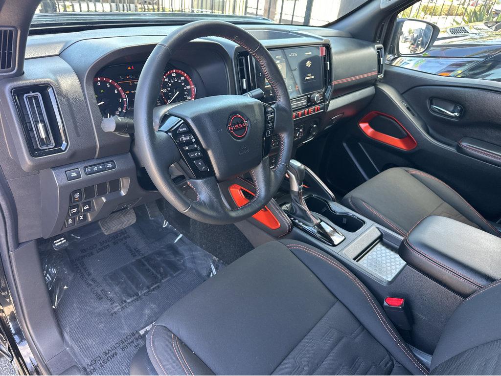 Nissan Frontier photo 16