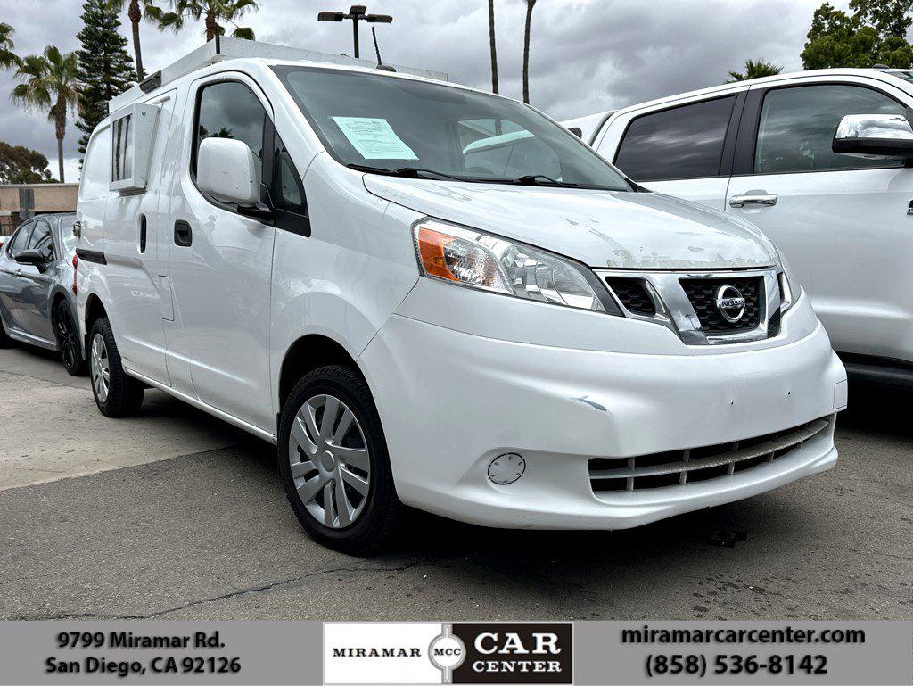 2015 Nissan NV200 SV's photo