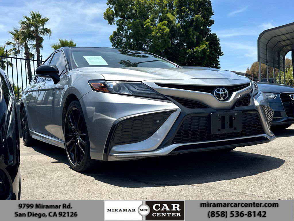 2021 Toyota Camry 2.5 Auto XSE's photo