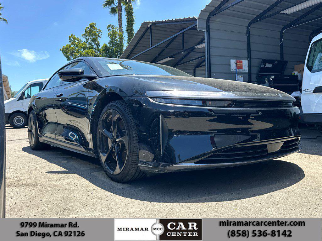 2024 Lucid Air Touring's photo