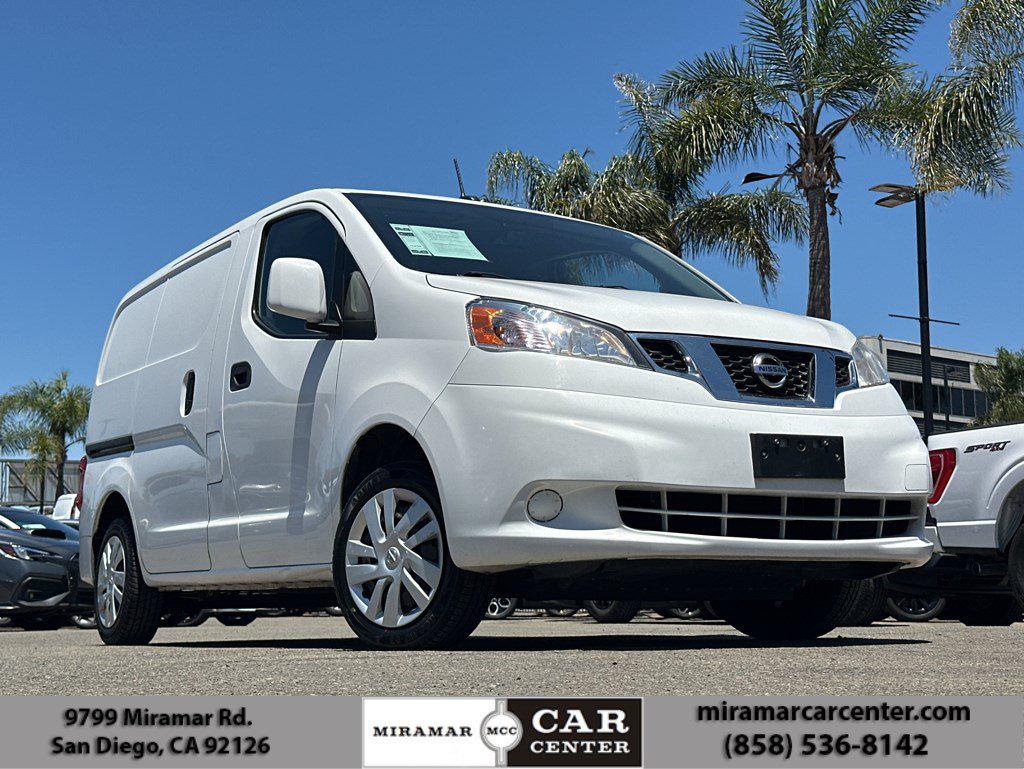 2020 Nissan NV200 SV's photo