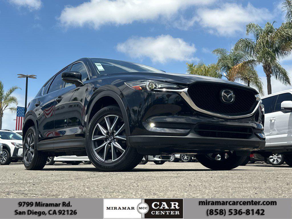 2017 Mazda CX-5 Grand Touring auto's photo