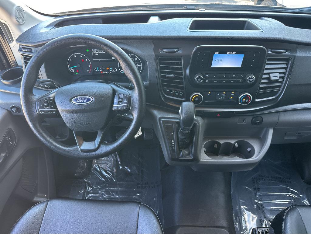 Ford Transit photo 20