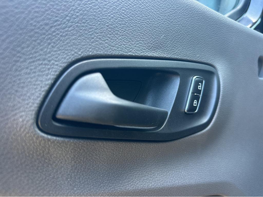 Ford Transit photo 31