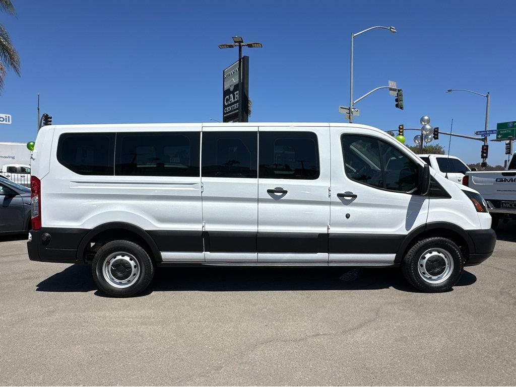 Ford Transit photo 36