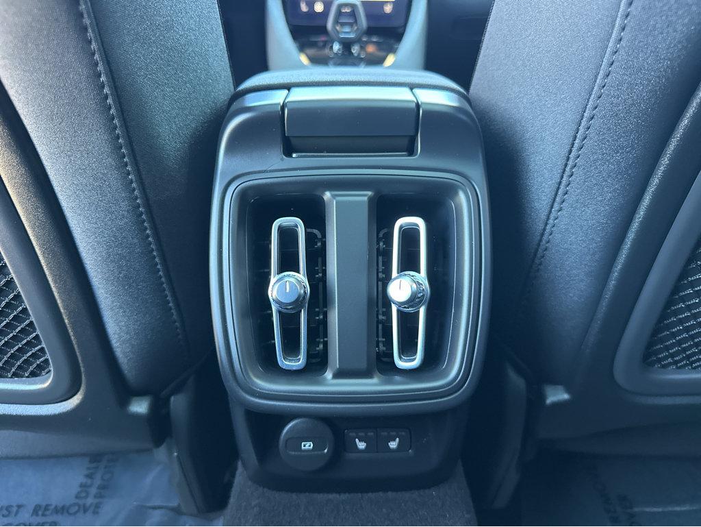 Polestar 2 photo 17