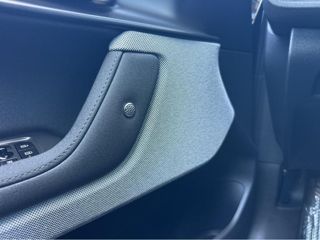 Polestar 2 photo 33
