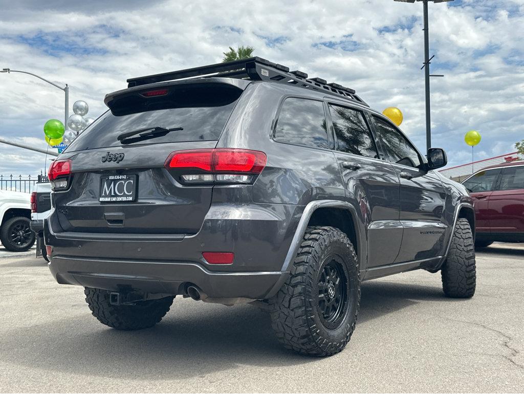 Jeep Grand Cherokee photo 13