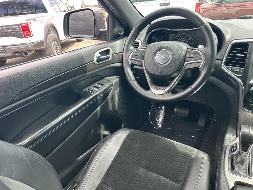Jeep Grand Cherokee photo 19