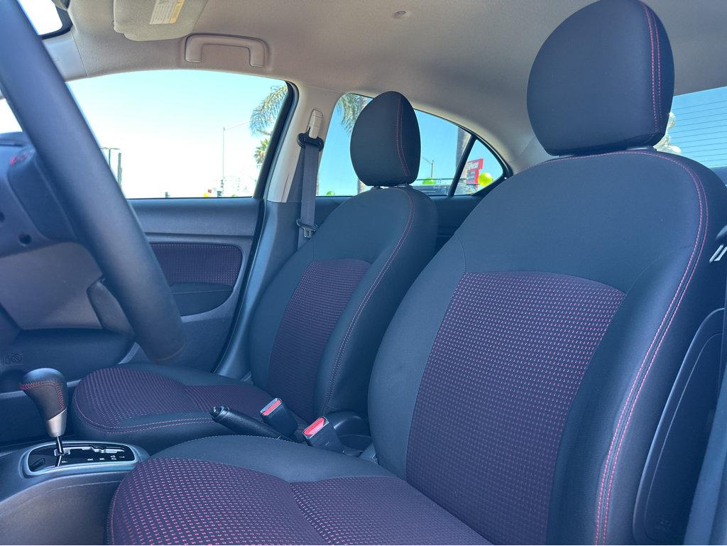 Mitsubishi Mirage G4 photo 7