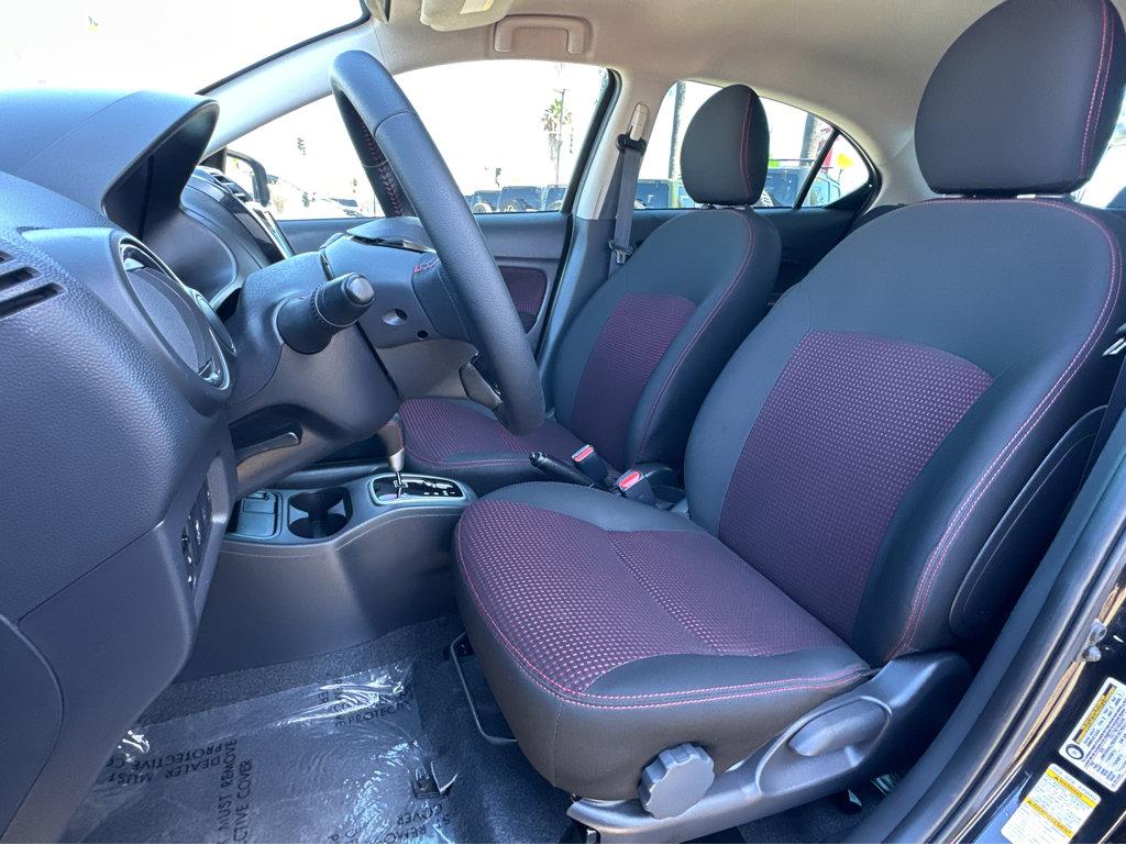Mitsubishi Mirage G4 photo 8