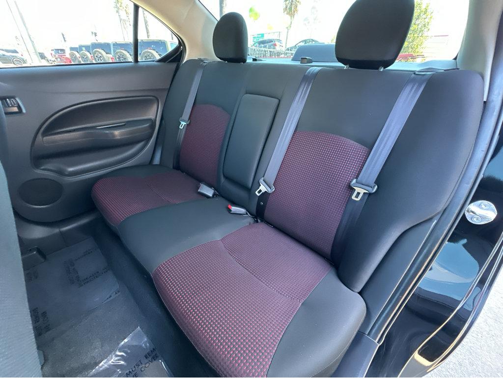 Mitsubishi Mirage G4 photo 9