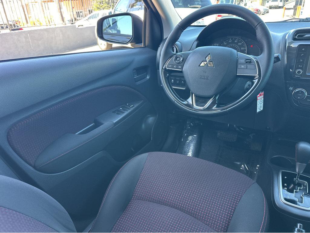 Mitsubishi Mirage G4 photo 18