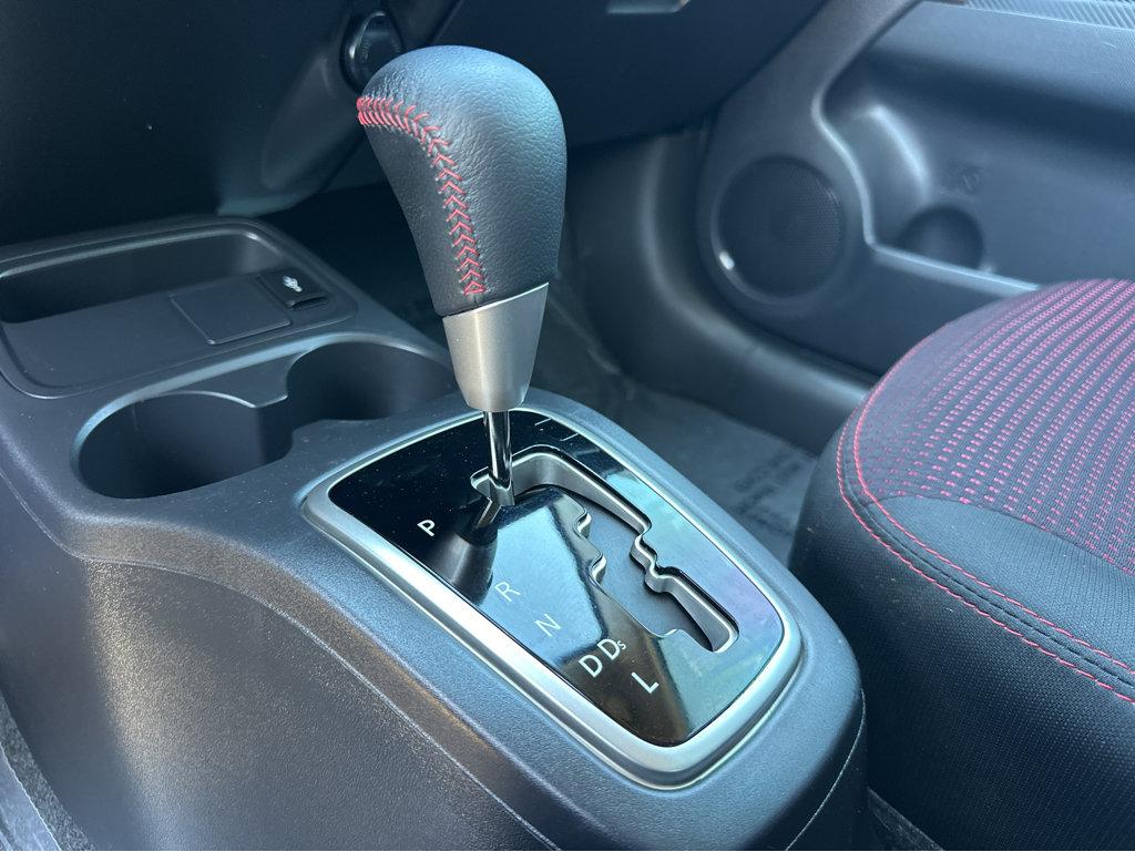 Mitsubishi Mirage G4 photo 26