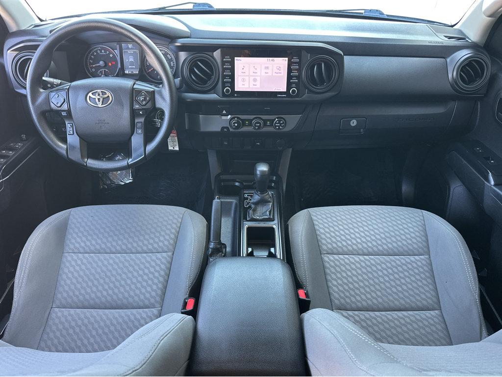Toyota Tacoma photo 4
