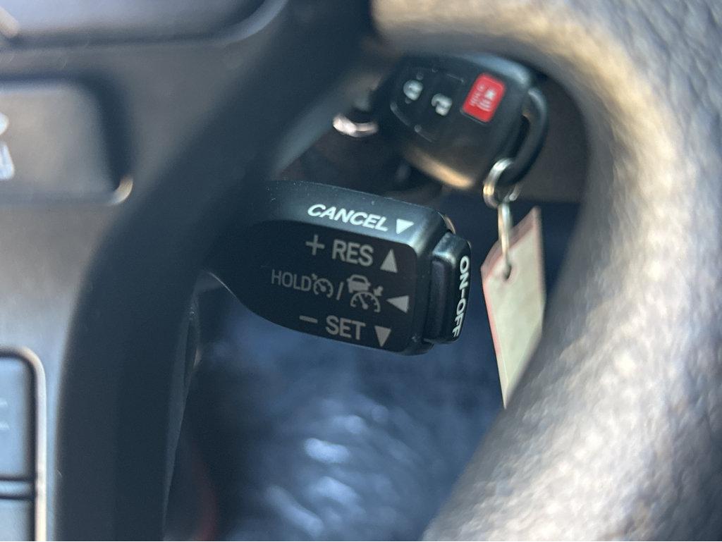 Toyota Tacoma photo 29