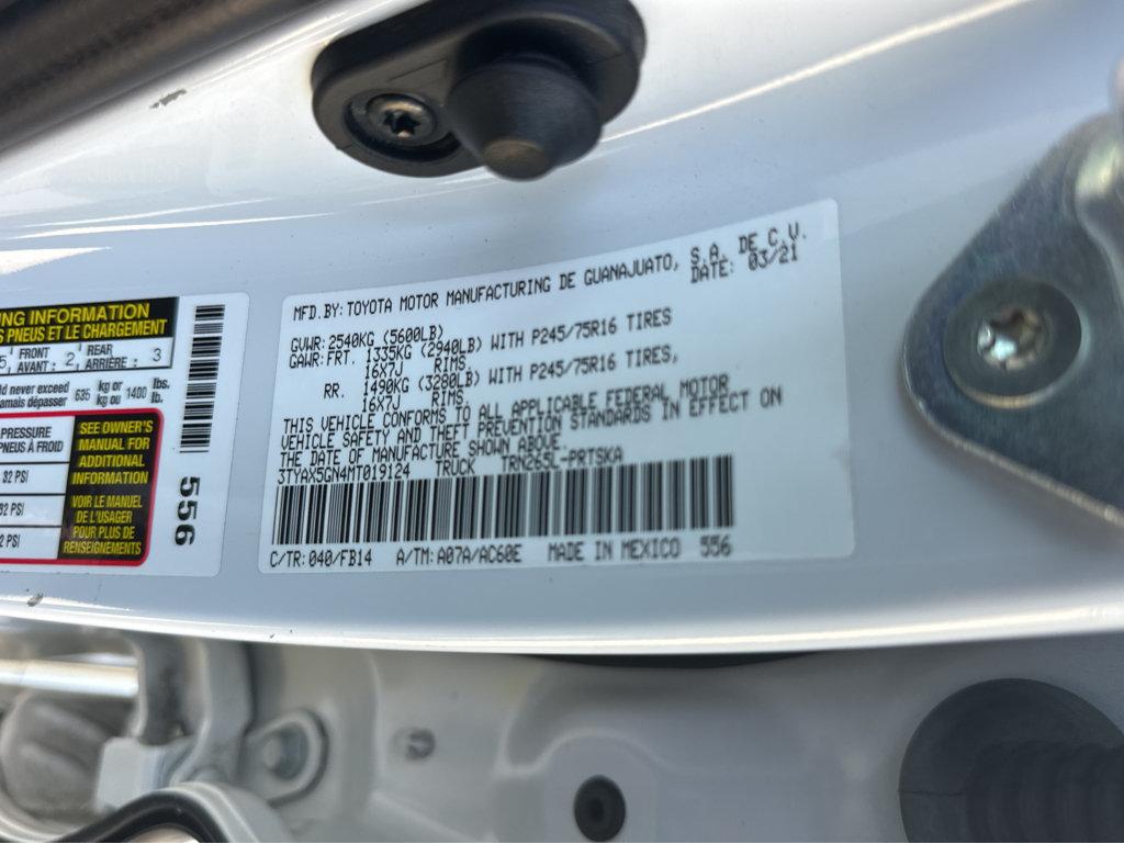Toyota Tacoma photo 40
