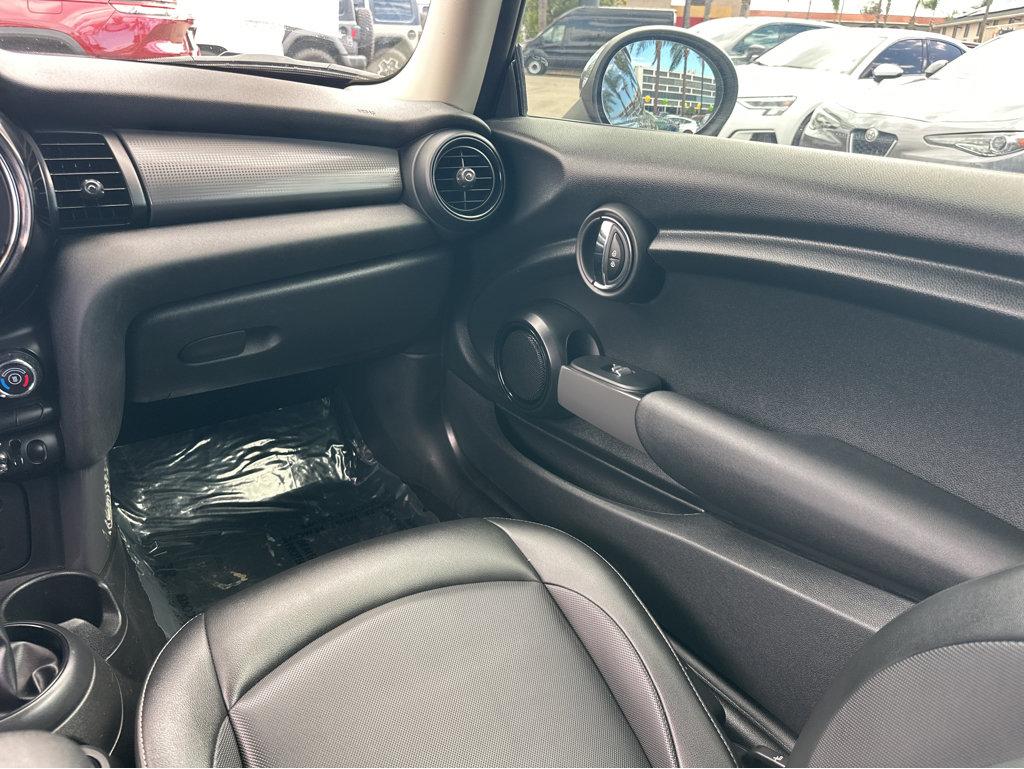 Mini Hardtop photo 16