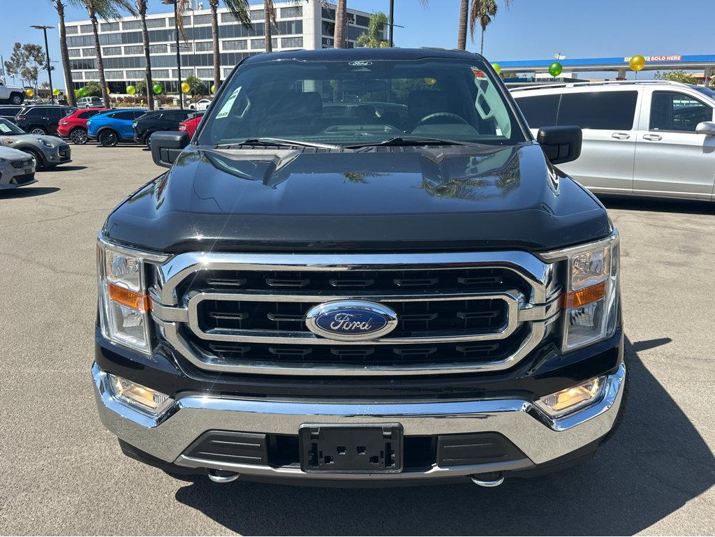 Ford F-150 photo 2
