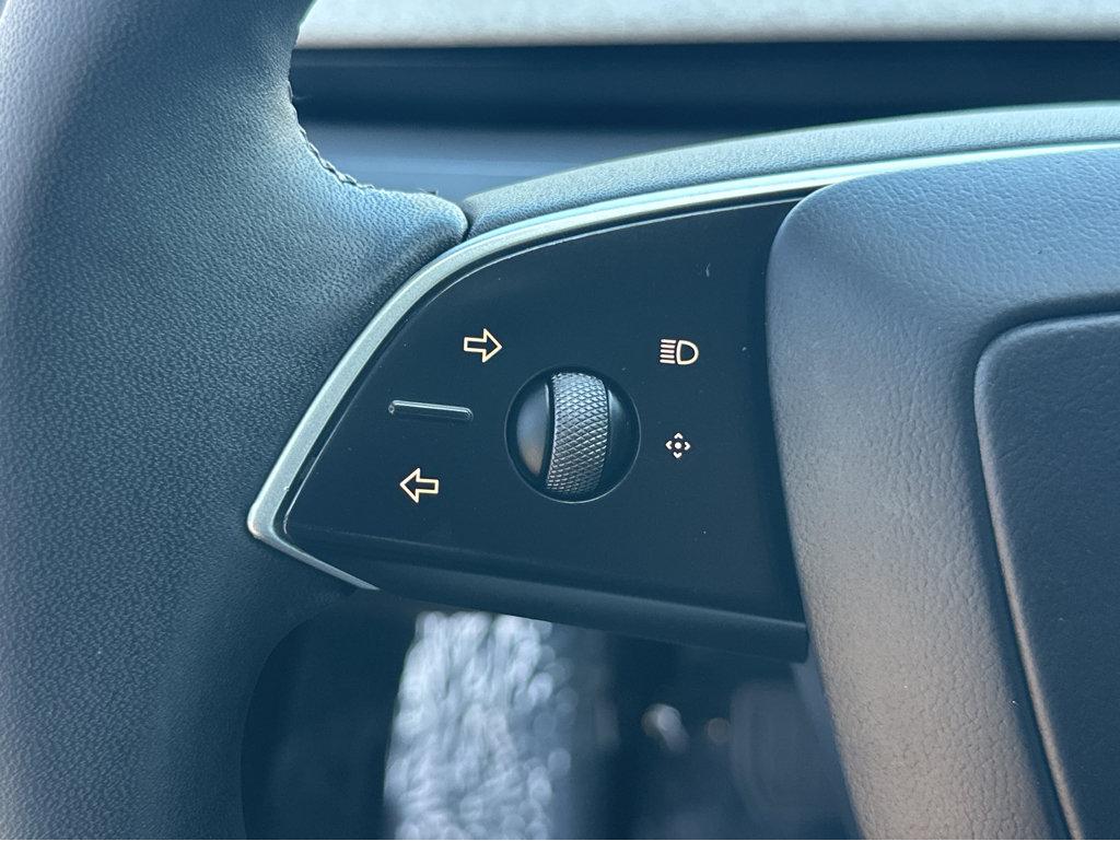 Tesla Model 3 photo 21