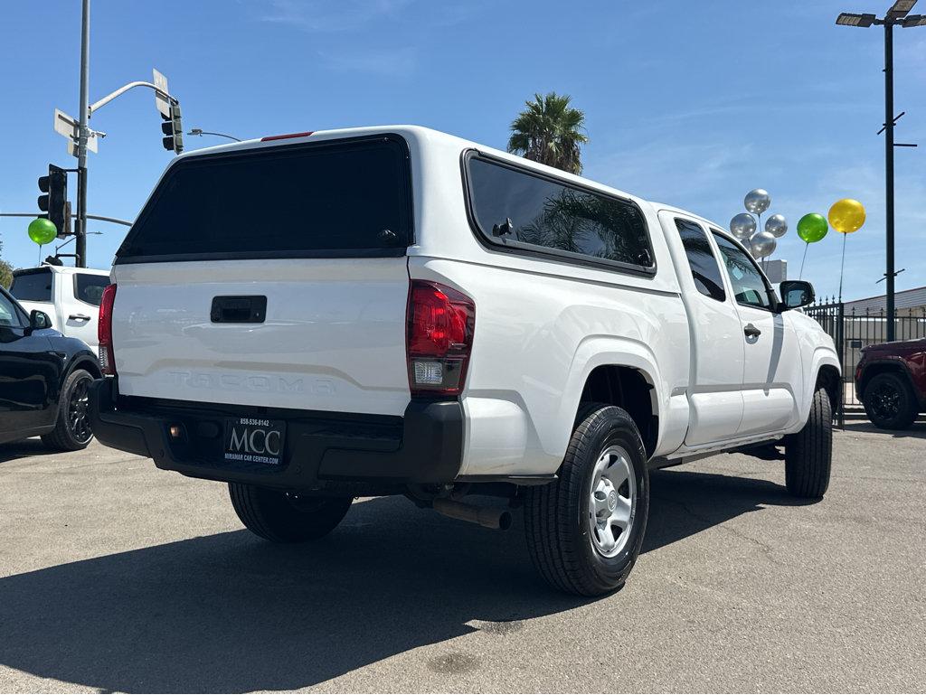 Toyota Tacoma photo 13