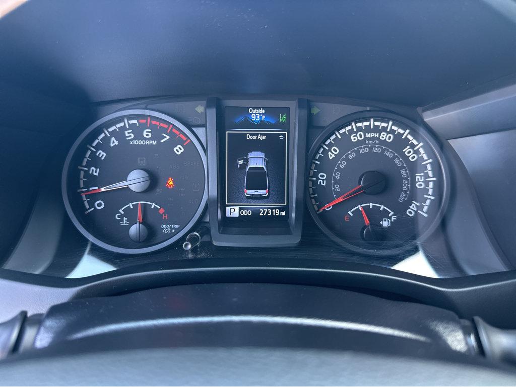 Toyota Tacoma photo 21