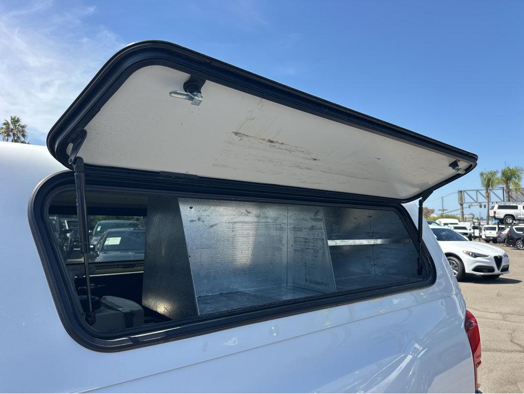 Toyota Tacoma photo 38