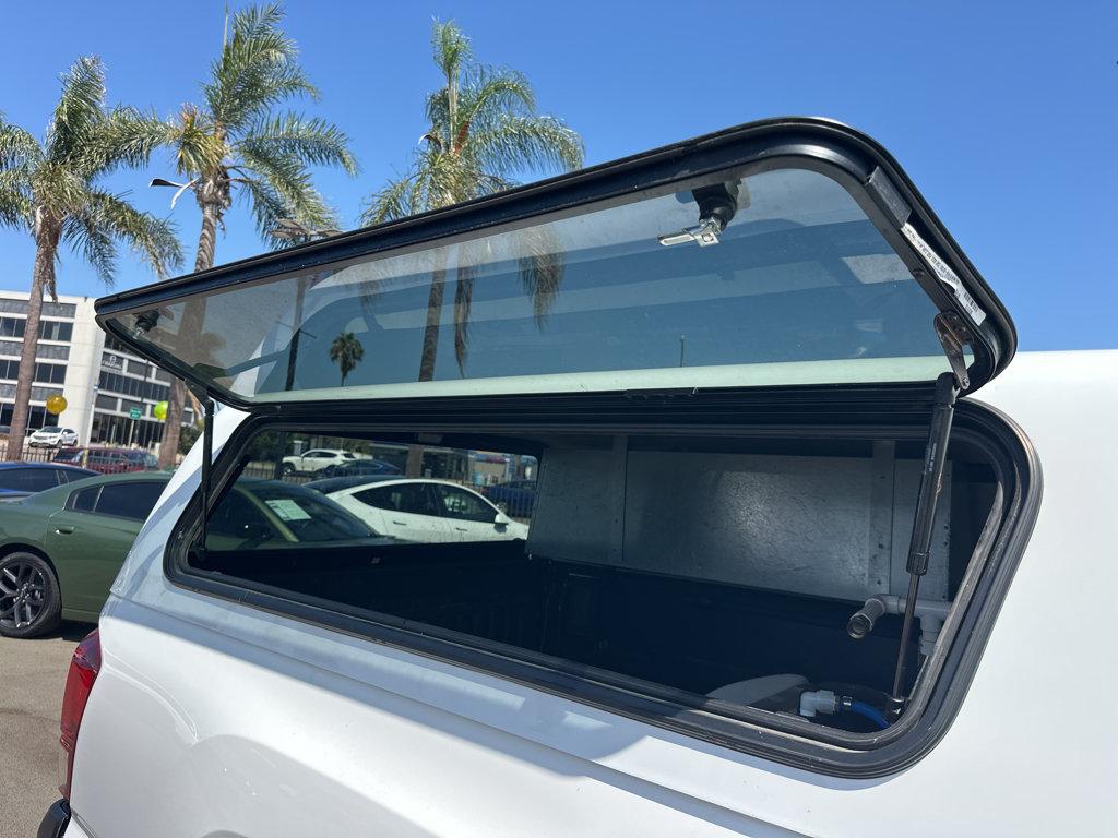 Toyota Tacoma photo 39