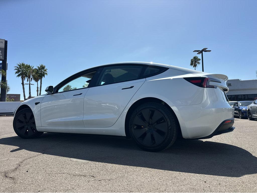 Tesla Model 3 photo 3