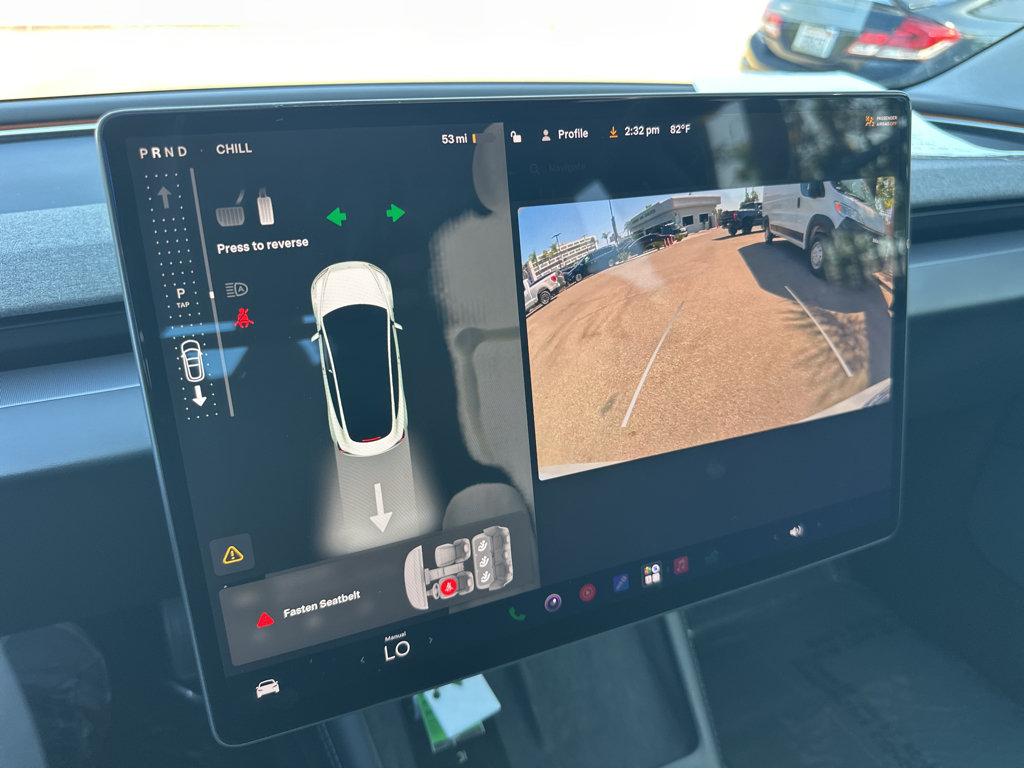 Tesla Model 3 photo 6