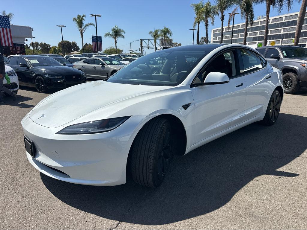 Tesla Model 3 photo 11