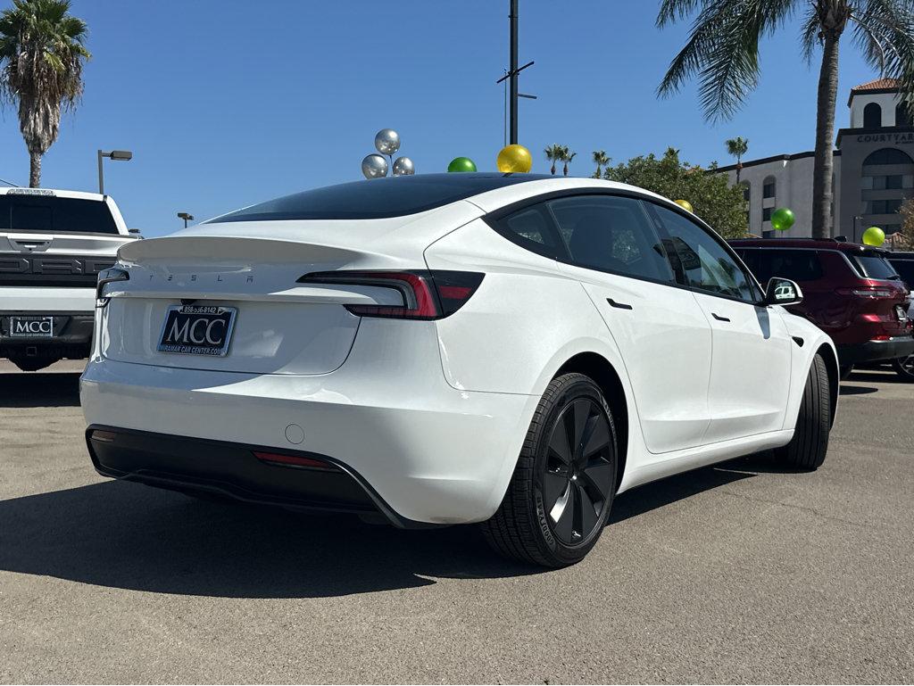 Tesla Model 3 photo 13
