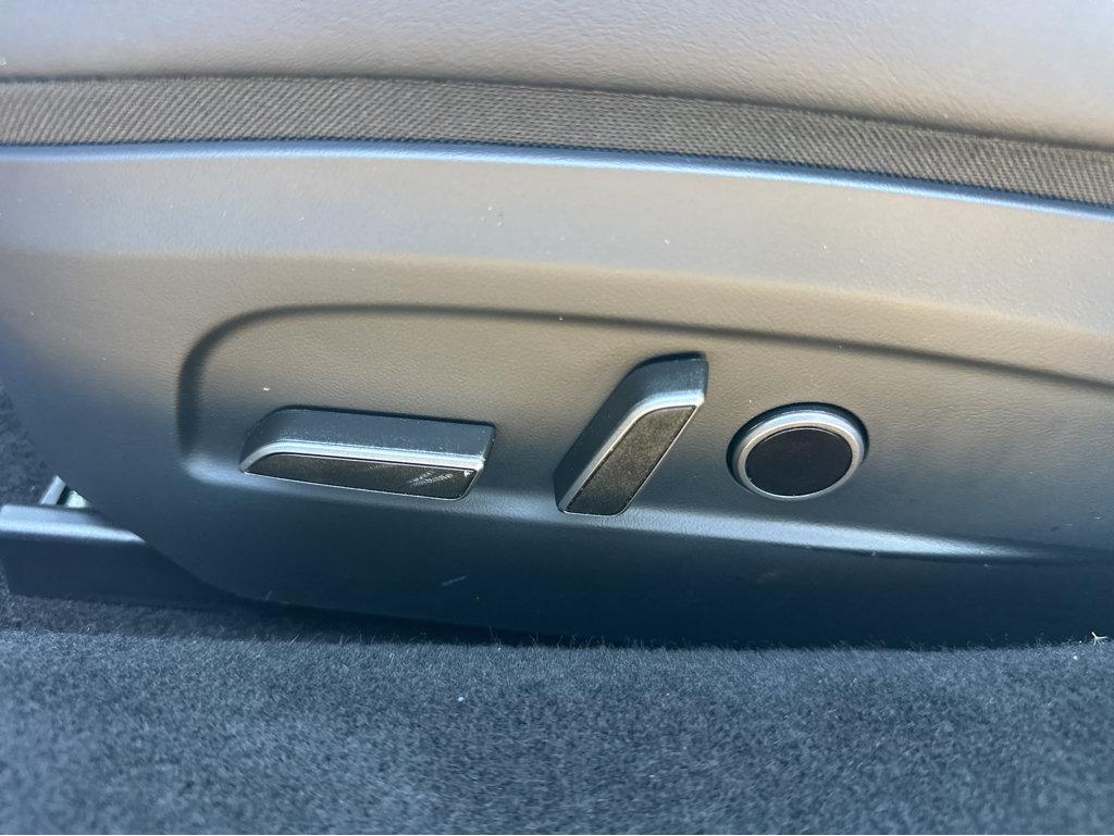 Tesla Model 3 photo 29