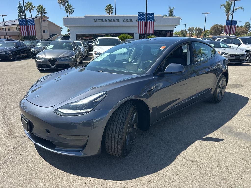 Tesla Model 3 photo 11