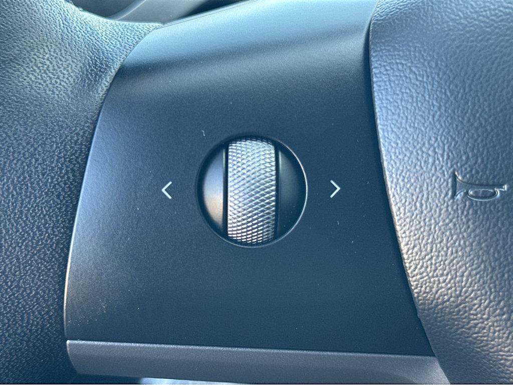 Tesla Model 3 photo 21