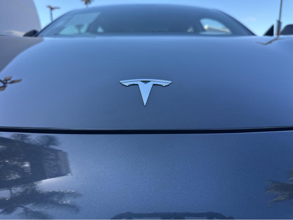Tesla Model 3 photo 39