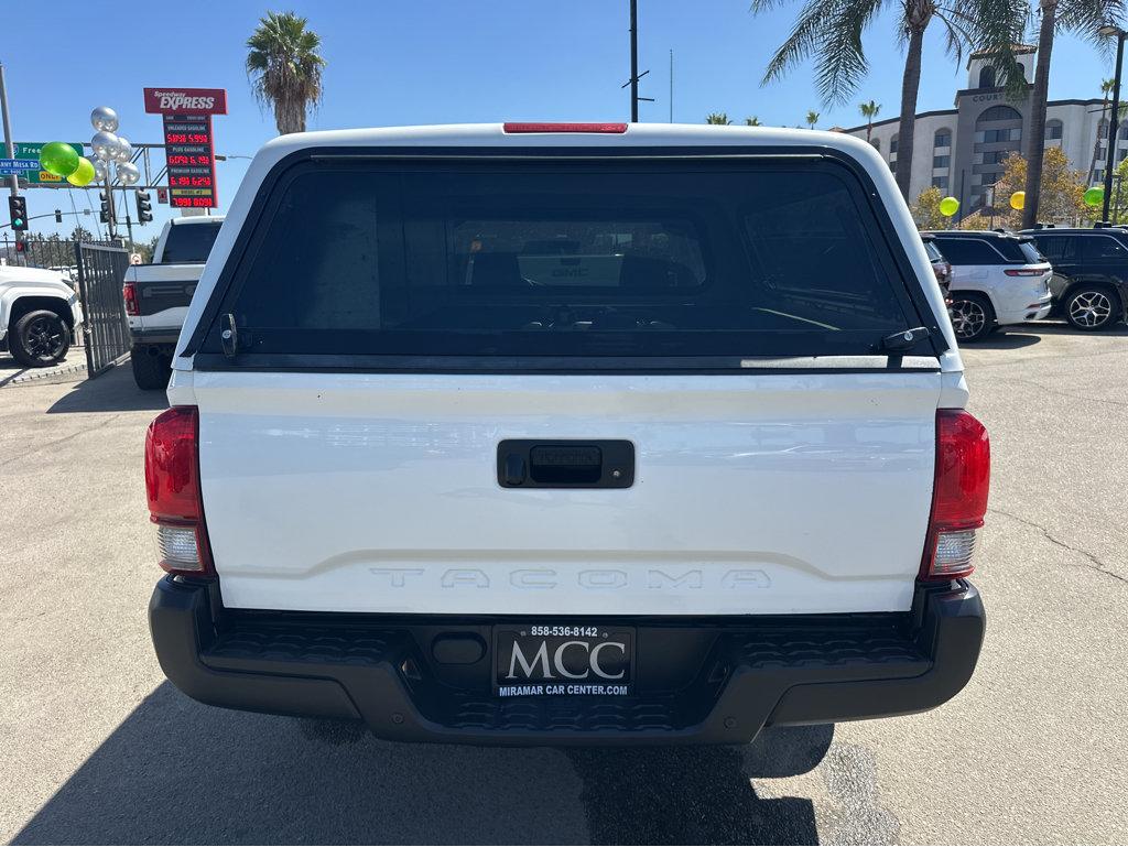 Toyota Tacoma photo 12