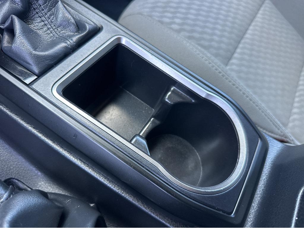 Toyota Tacoma photo 28