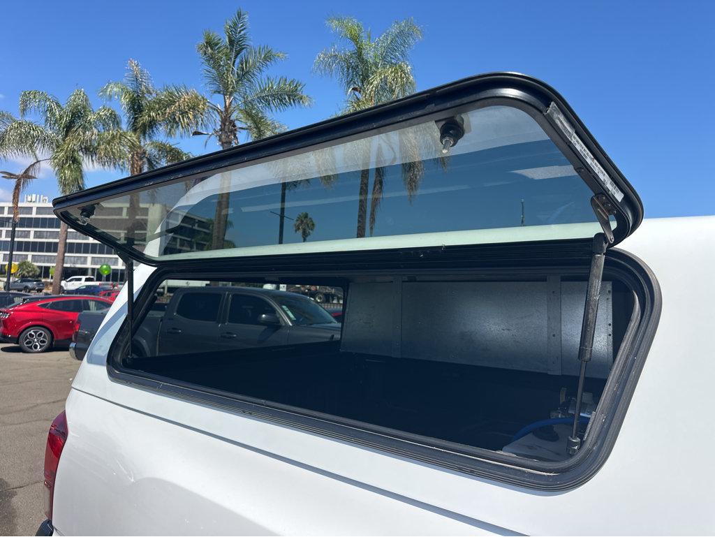 Toyota Tacoma photo 39