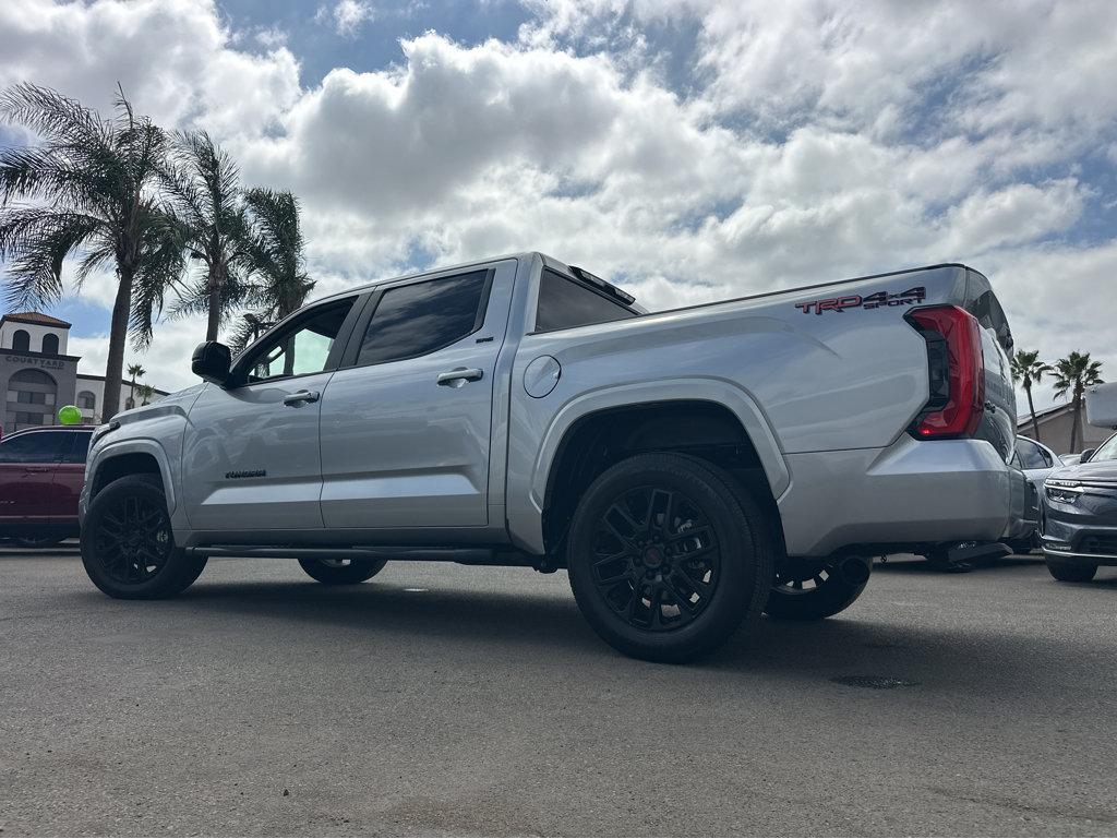 Toyota Tundra photo 3
