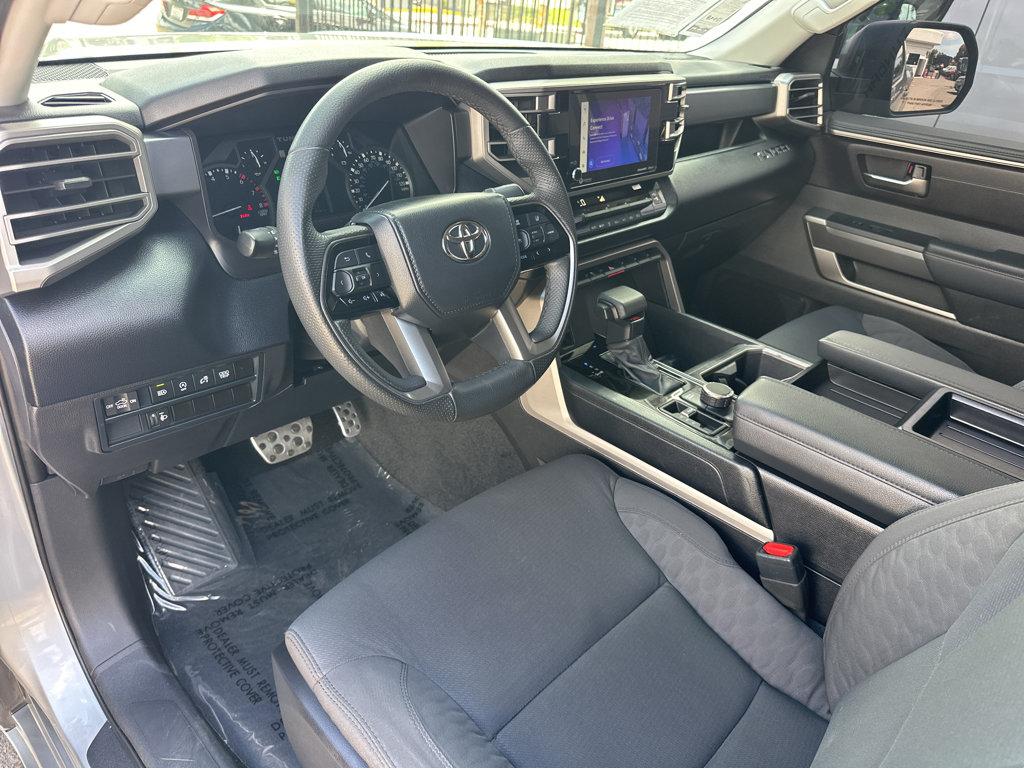Toyota Tundra photo 16