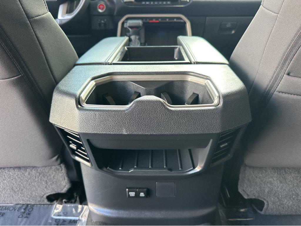 Toyota Tundra photo 17