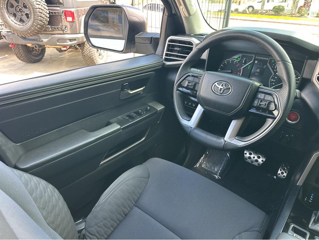 Toyota Tundra photo 19