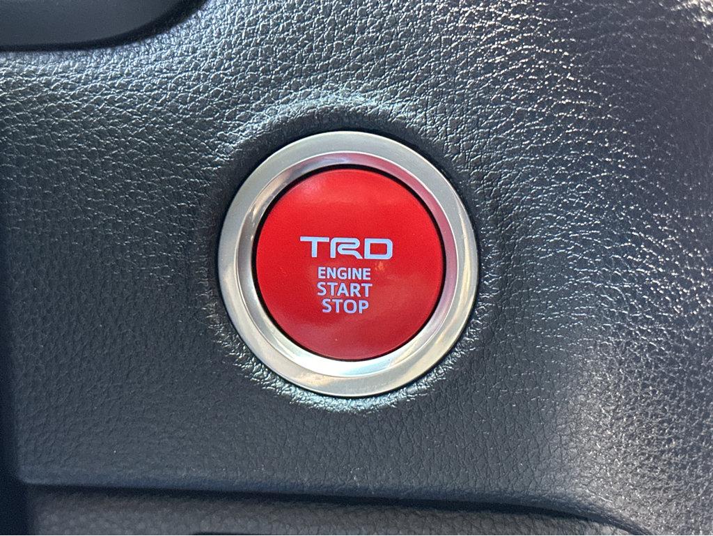 Toyota Tundra photo 24