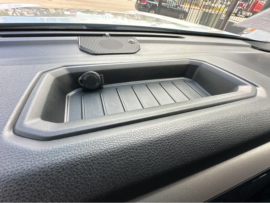 Toyota Tundra photo 32
