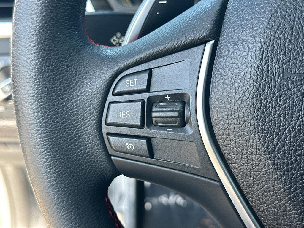 BMW 3 Series photo 22