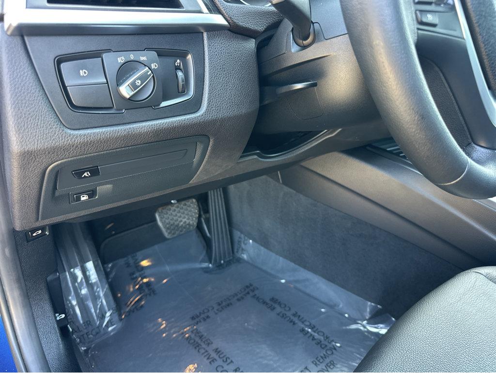 BMW 3 Series photo 31