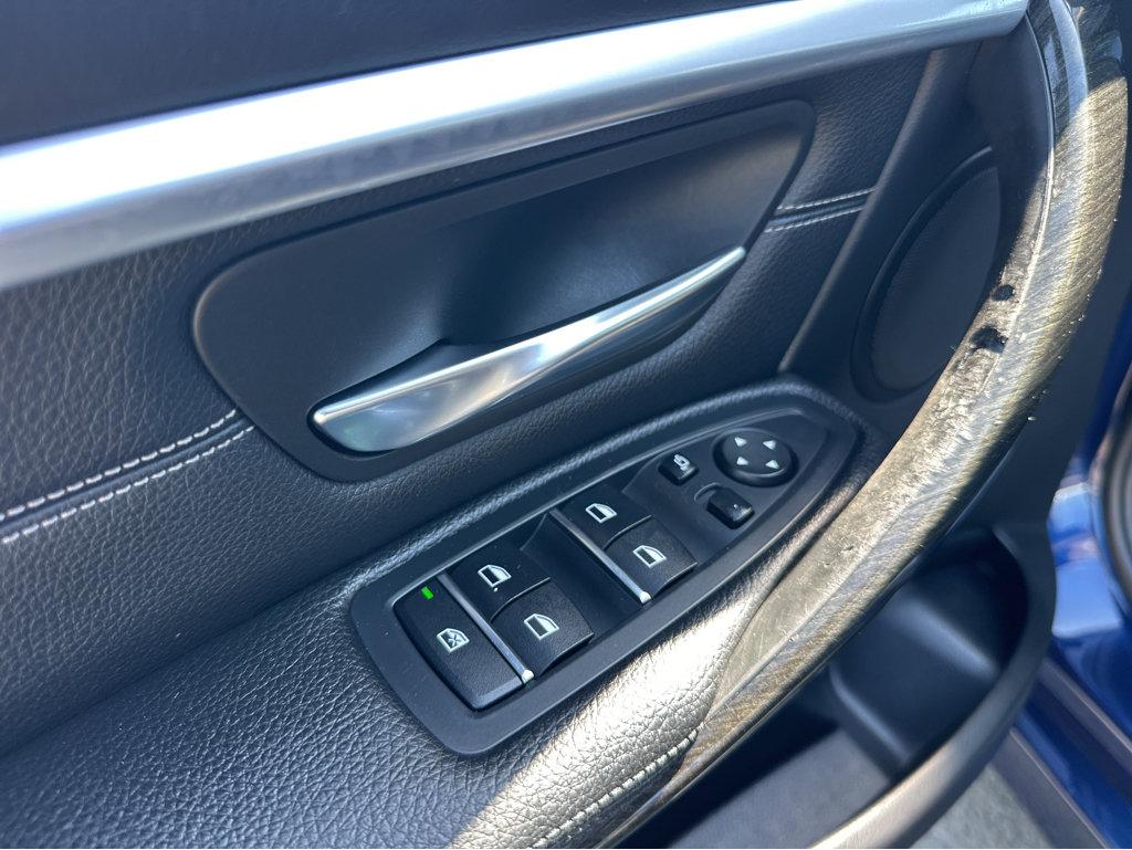 BMW 3 Series photo 33