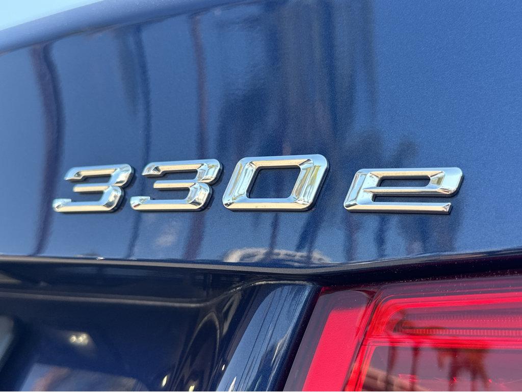 BMW 3 Series photo 36