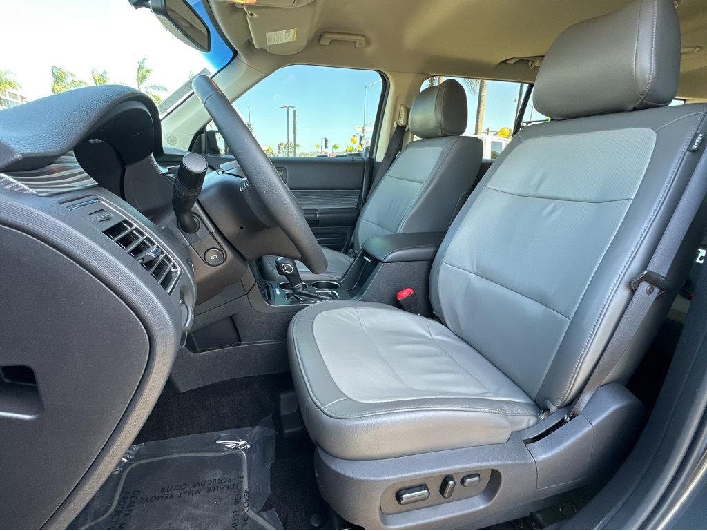 Ford Flex photo 8
